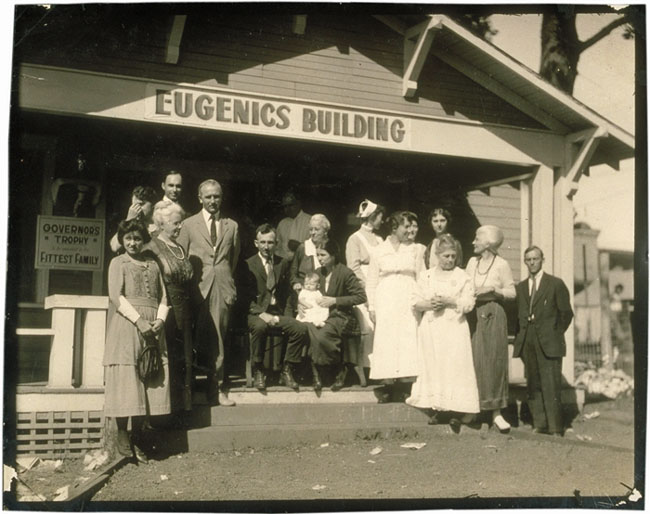 https://upload.wikimedia.org/wikipedia/en/1/10/Eugenics-Fitter-Families-Contest-Winners-Topeka-Kansas.jpg